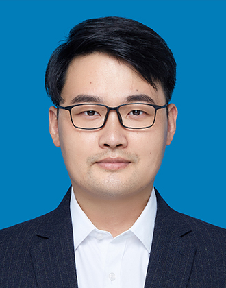 司龙龙