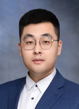 何睿